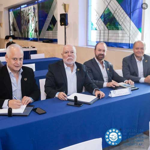 Convención y Asamblea